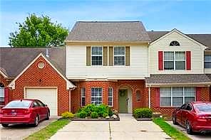 323 Westview DR, HAMPTON VA 23666 - Main photo