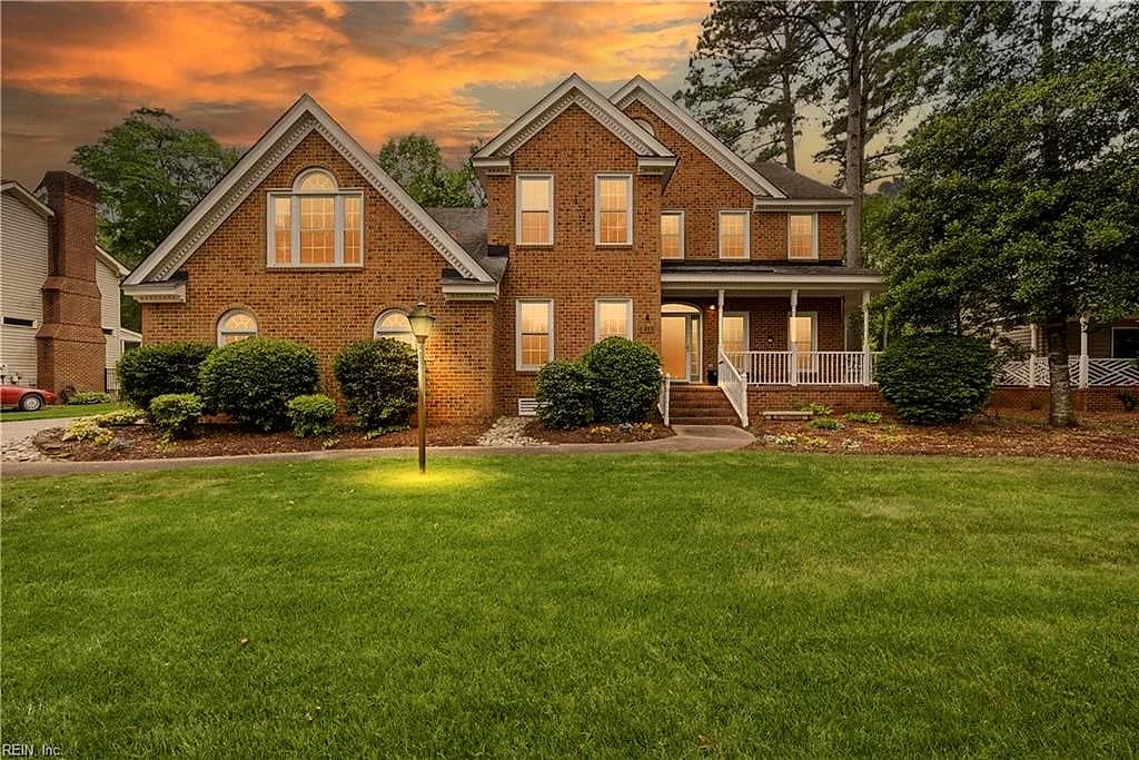 933 Forest Lakes CIR, CHESAPEAKE VA 23322 - Main photo