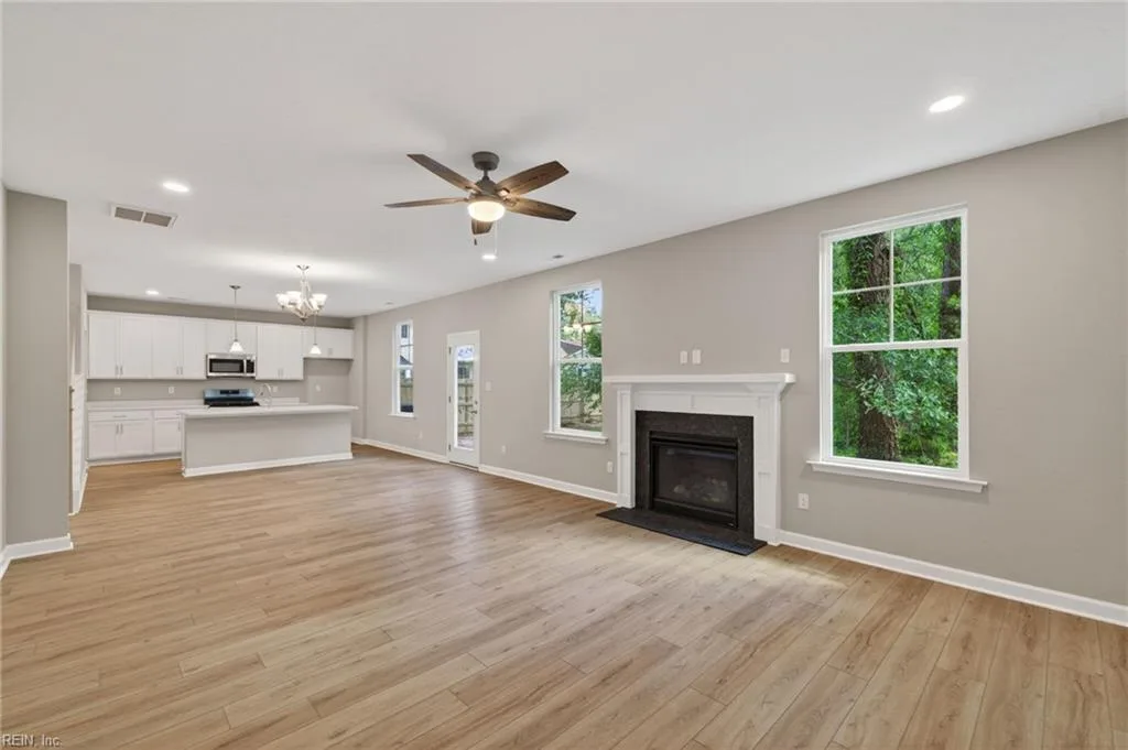 2800 Meadow Wood DR E, CHESAPEAKE VA 23321 thumb 12