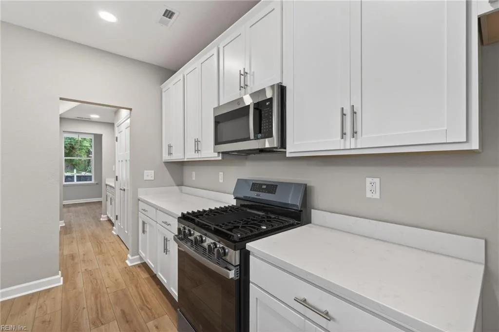 2800 Meadow Wood DR E, CHESAPEAKE VA 23321 thumb 7