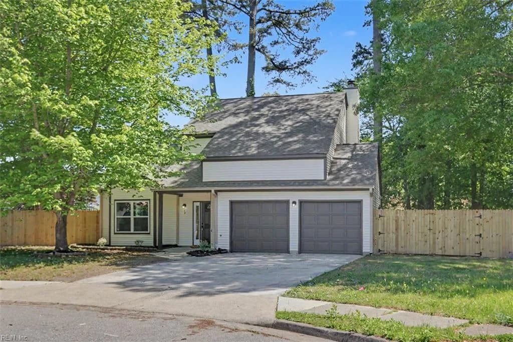 12 Alton CT, HAMPTON VA 23669 - Main photo