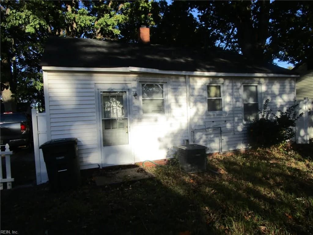 919 Ridgeway AVE, HAMPTON VA 23661 thumb 6