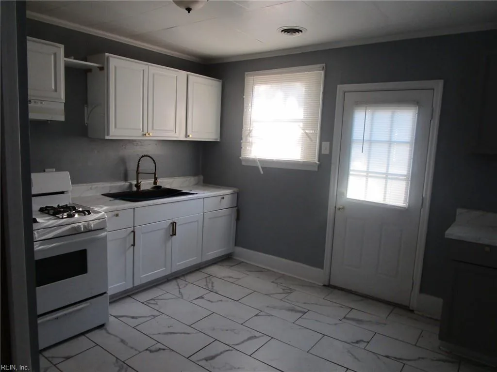 919 Ridgeway AVE, HAMPTON VA 23661 thumb 9