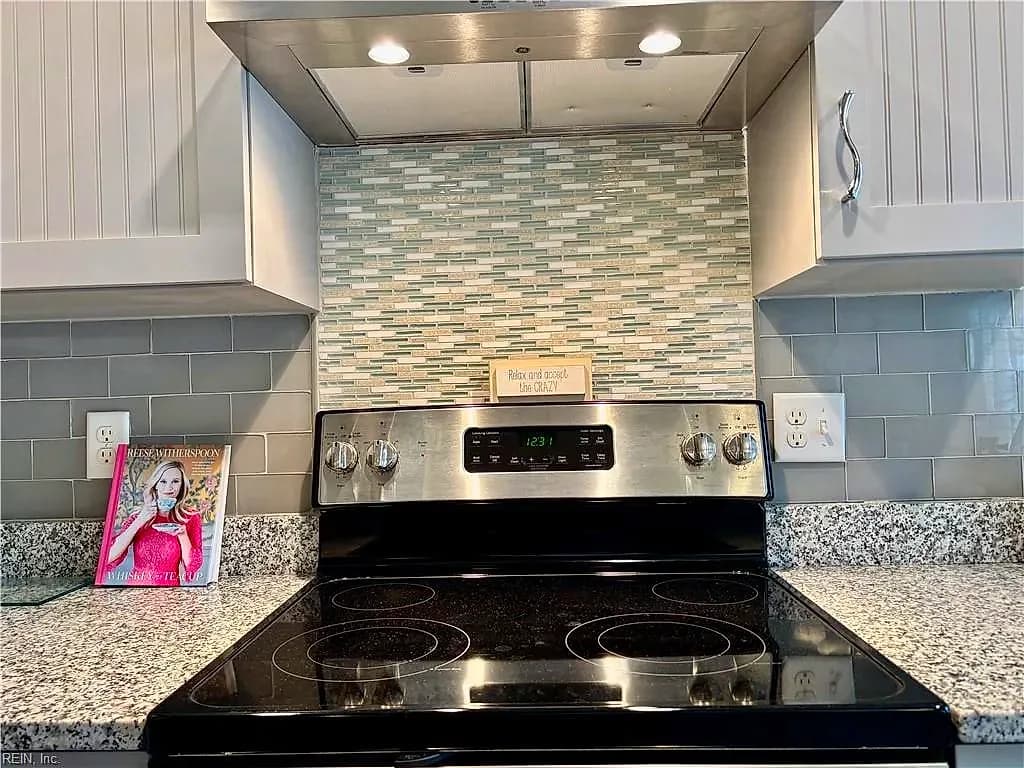 7922 Shore DR #301, NORFOLK VA 23518 thumb 6