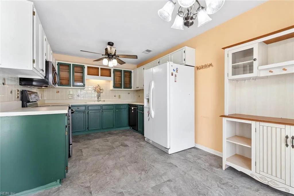 4910 Cypress Point CIR #102, VIRGINIABEACH VA 23455 thumb 11