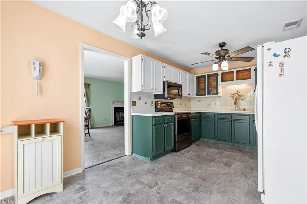 4910 Cypress Point CIR #102, VIRGINIABEACH VA 23455 thumb 12