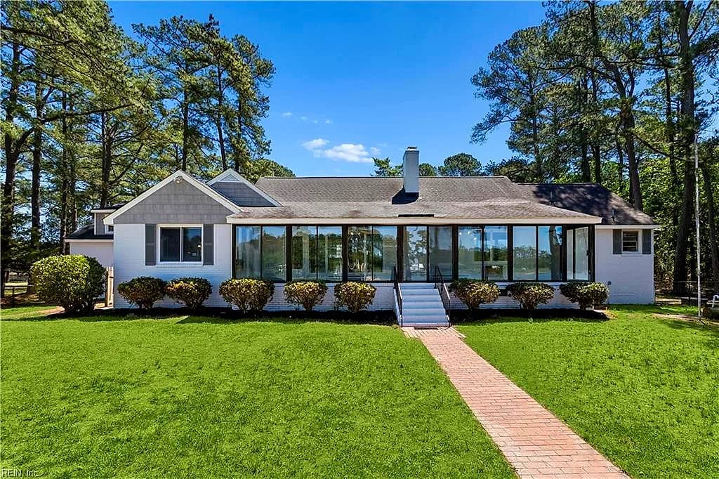 16 Pine LN, HAMPTON VA 23664 - Photo 3