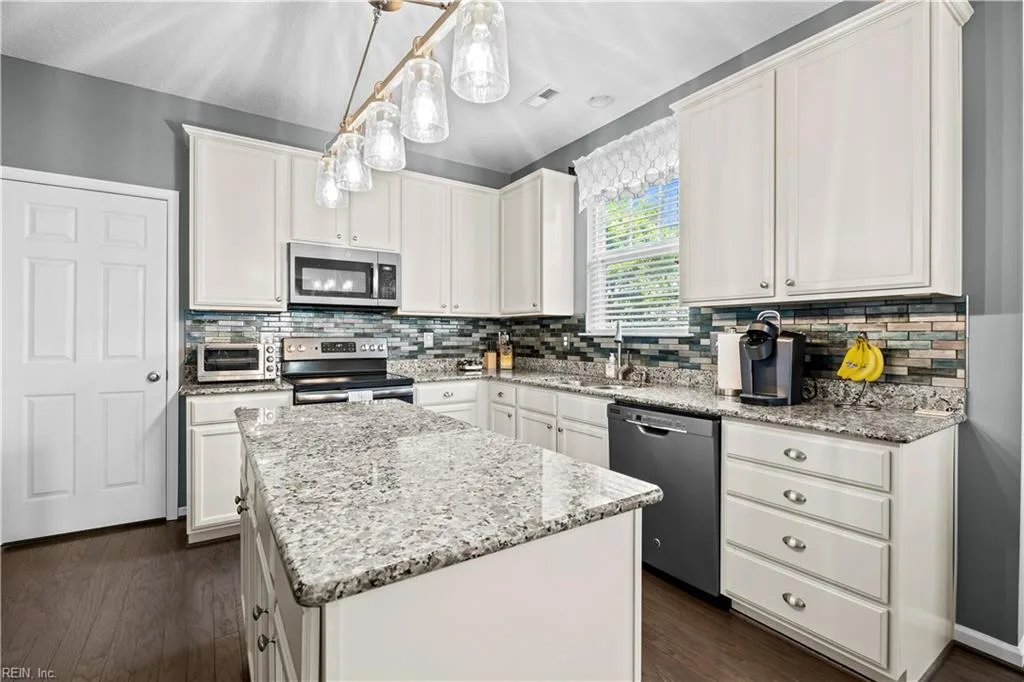 621 Wood Nymph LN, CHESAPEAKE VA 23323 thumb 12
