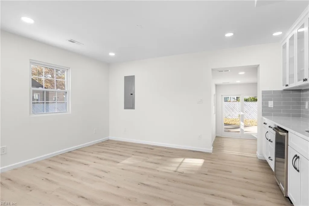 8227 Briarwood CIR, NORFOLK VA 23518 thumb 10