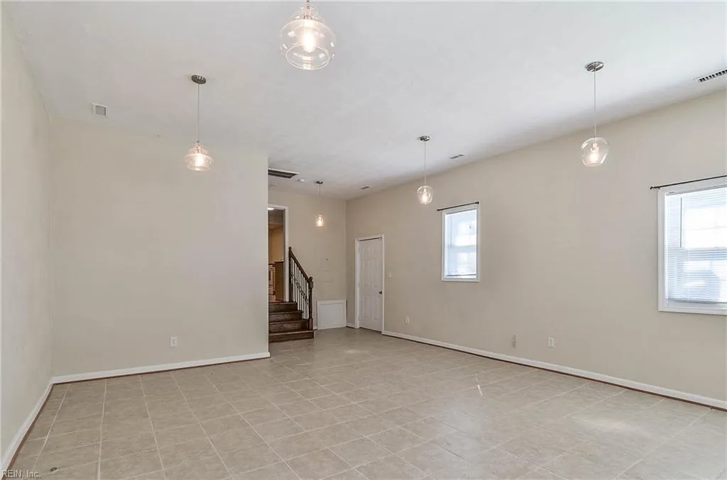 1126 44th ST, NEWPORTNEWS VA 23607 thumb 6