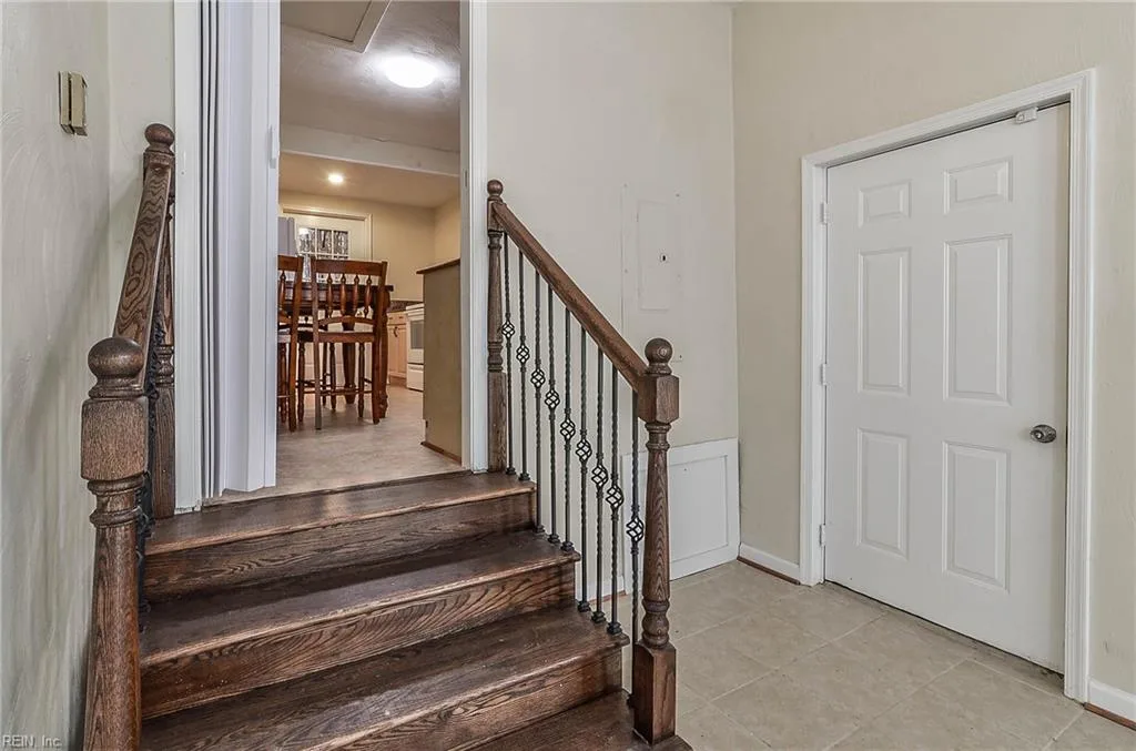 1126 44th ST, NEWPORTNEWS VA 23607 thumb 7
