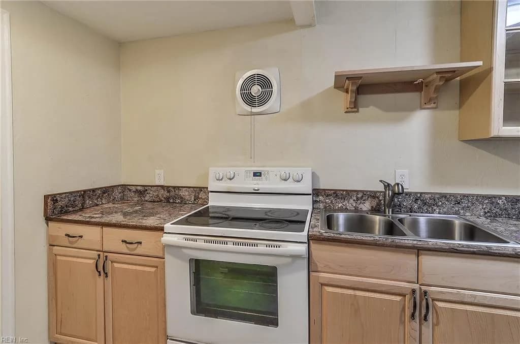 1126 44th ST, NEWPORTNEWS VA 23607 thumb 10