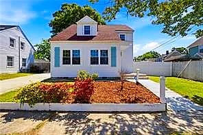 10 Burtis ST, PORTSMOUTH VA 23702 - Main photo
