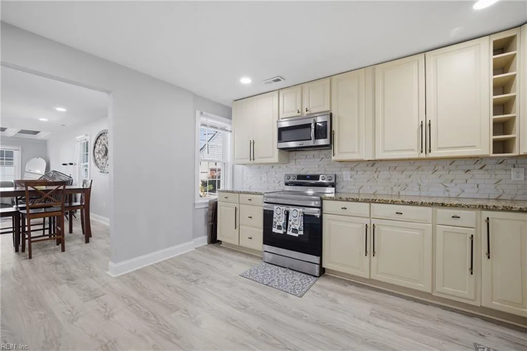 10 Burtis ST, PORTSMOUTH VA 23702 thumb 12