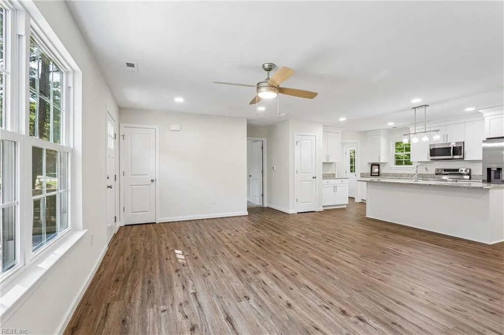 5738 Hickory Fork RD, GLOUCESTER VA 23061 thumb 10