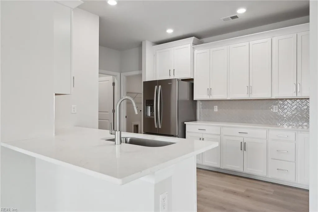 2211 Edwin DR, CHESAPEAKE VA 23322 thumb 10