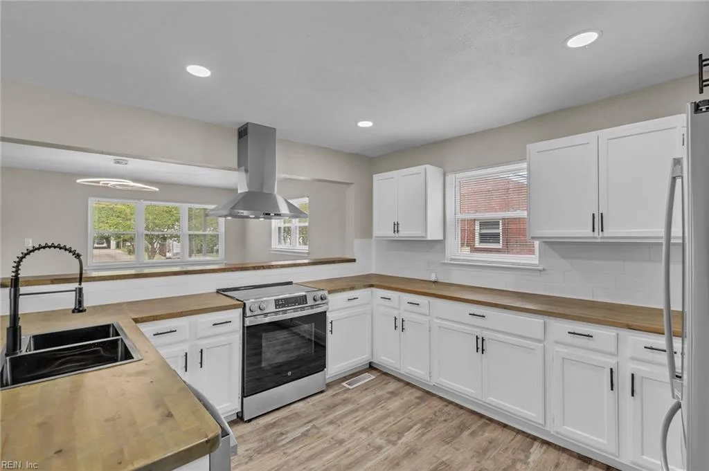 131 Forsythe ST, NORFOLK VA 23505 thumb 6