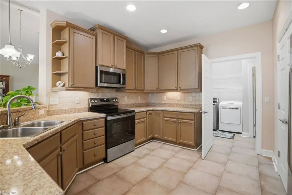 1431 Thistlewood LN, CHESAPEAKE VA 23320 thumb 11