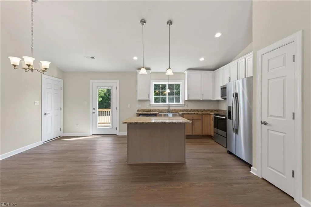 900 Dutch RD, SUFFOLK VA 23437 thumb 11