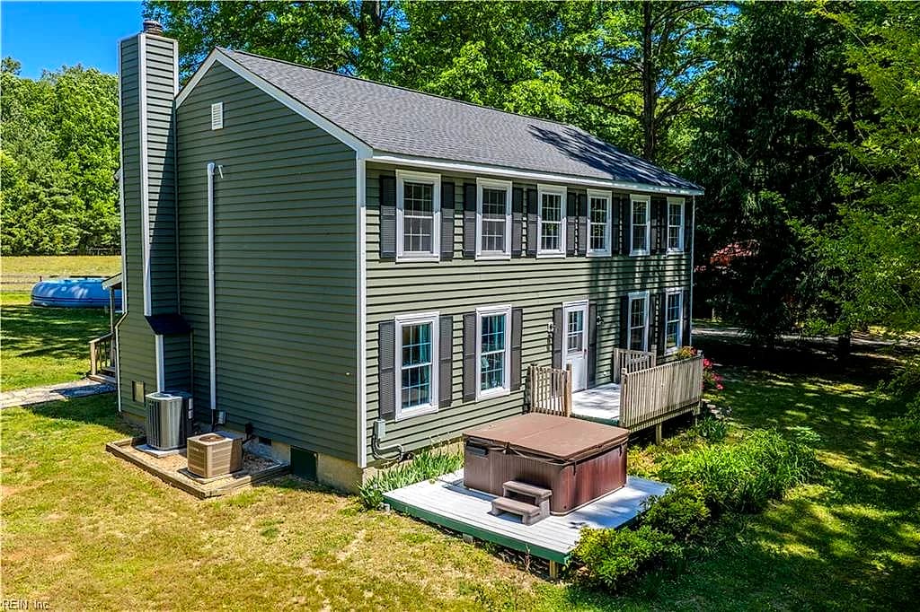 9652 Laurelwood LN, GLOUCESTER VA 23061 - Photo 3