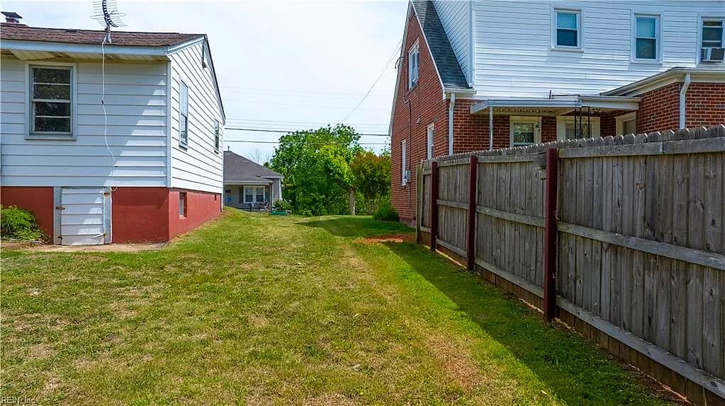 1018 Askin ST, MARTINSVILLE VA 24112 thumb 8