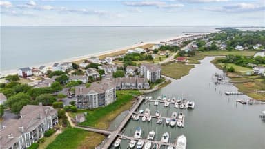 1024 Porte Harbour ARCH #302, HAMPTON VA 23664 thumb 3