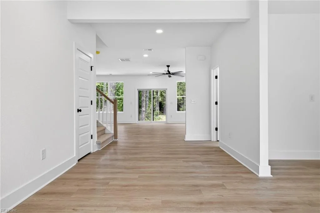 1631 Colonial AVE, SMITHFIELD VA 23430 thumb 6