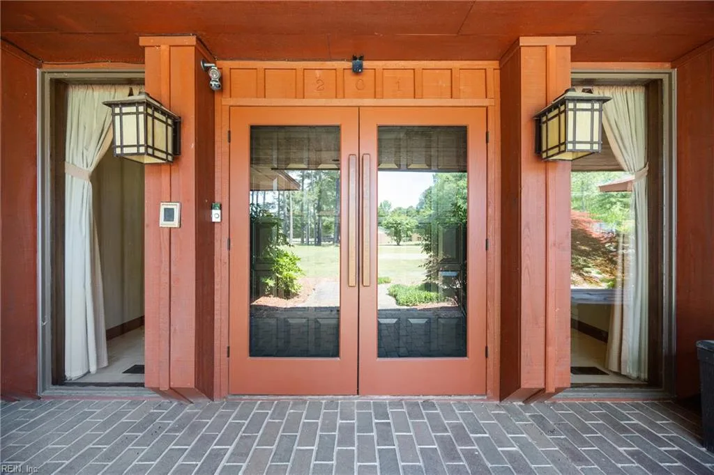 201 Country Club DR, ELIZABETHCITY NC 27909 thumb 6
