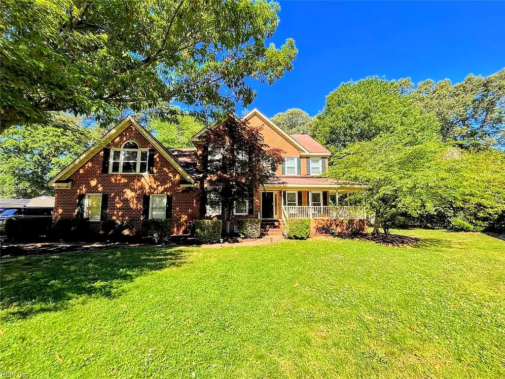804 Walnut Forest CT, CHESAPEAKE VA 23322 - Main photo