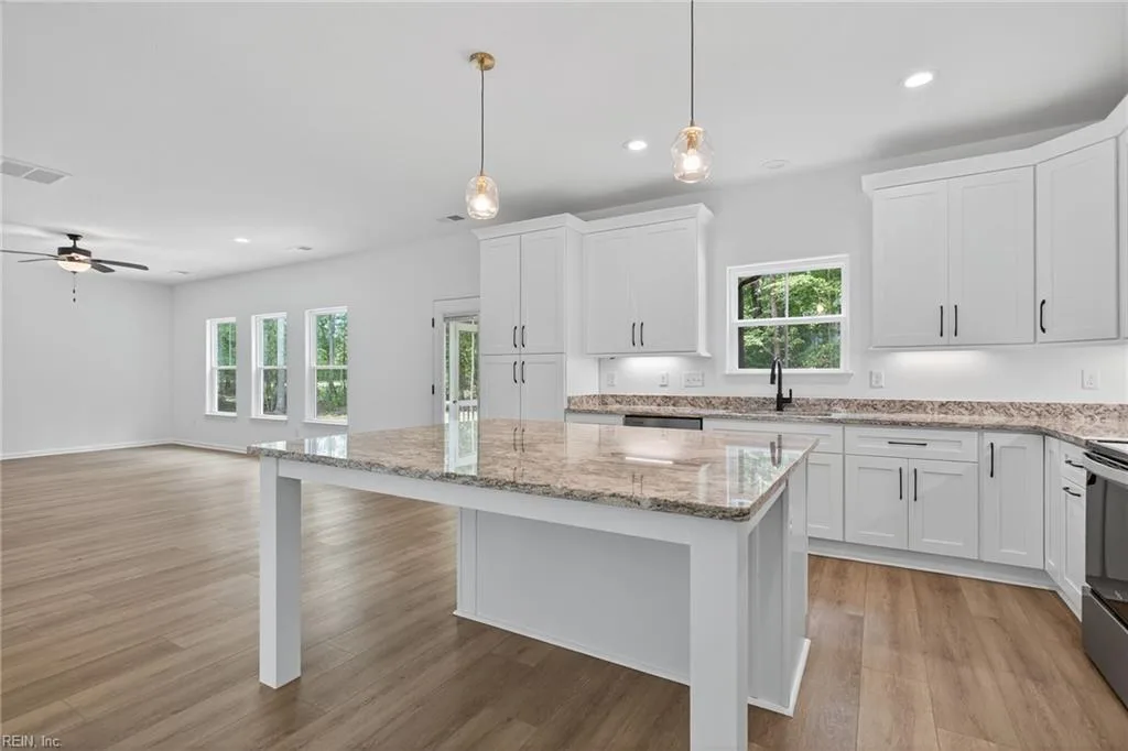 2109 Holland Corner RD, SUFFOLK VA 23437 thumb 11