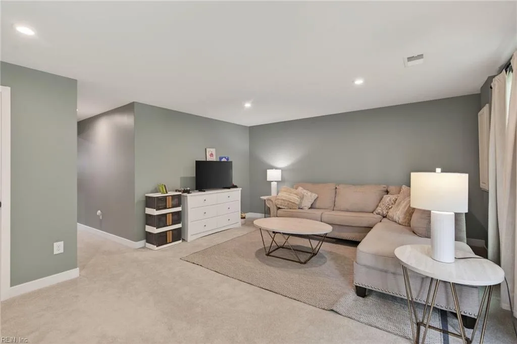 121 Fishermans WAY, POQUOSON VA 23662 thumb 6