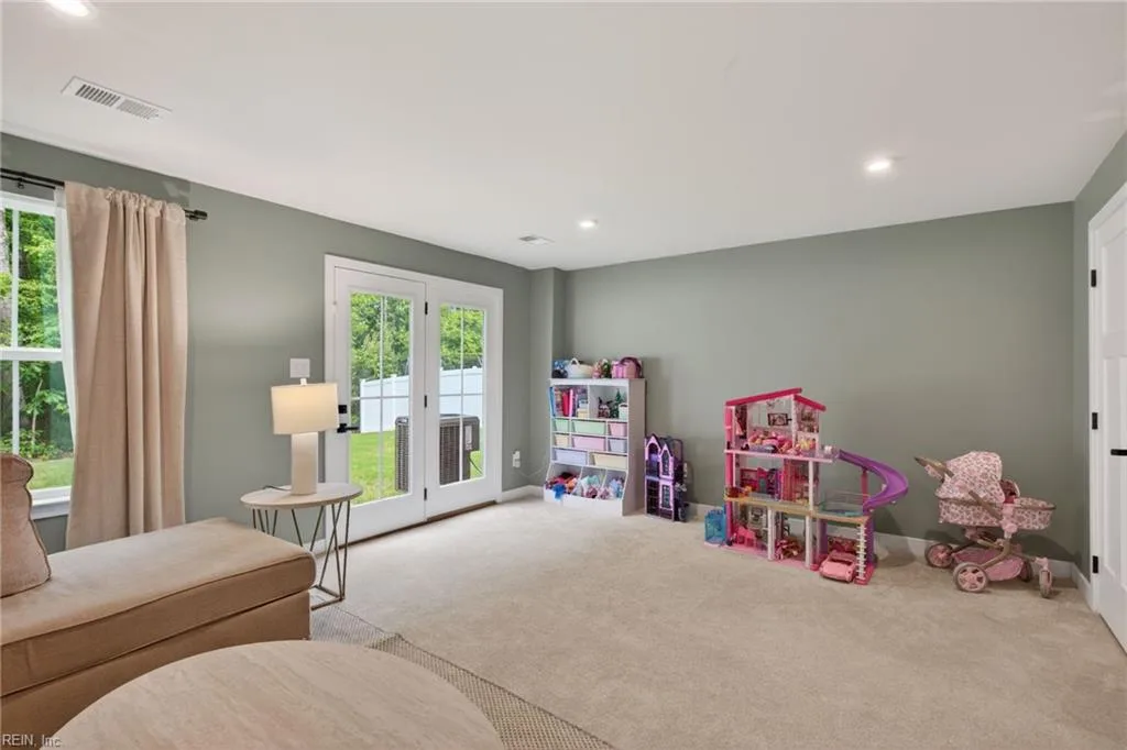 121 Fishermans WAY, POQUOSON VA 23662 thumb 7