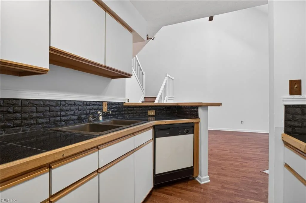 748 Rock Crest CT #303, NEWPORTNEWS VA 23602 thumb 9