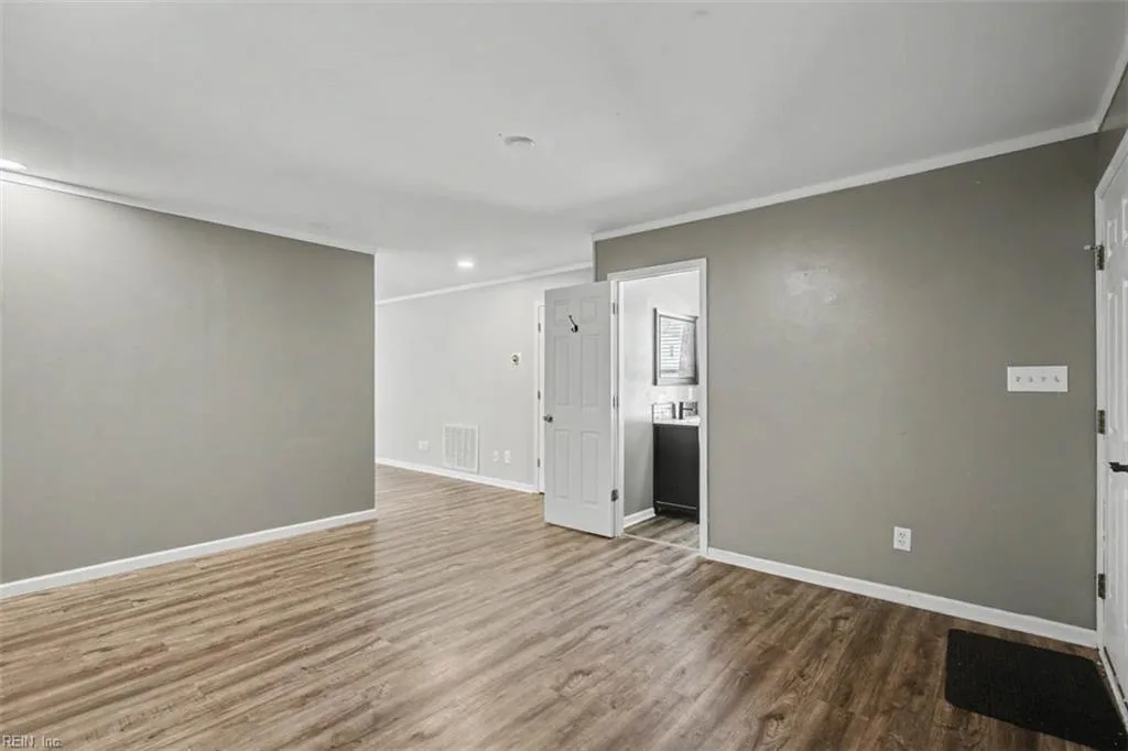 433 Truitt RD, CHESAPEAKE VA 23321 thumb 11
