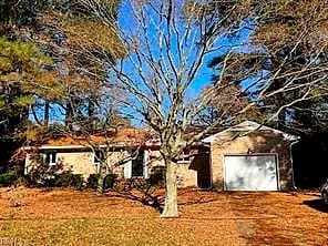 2300 Sterling Point DR, PORTSMOUTH VA 23703 - Main photo