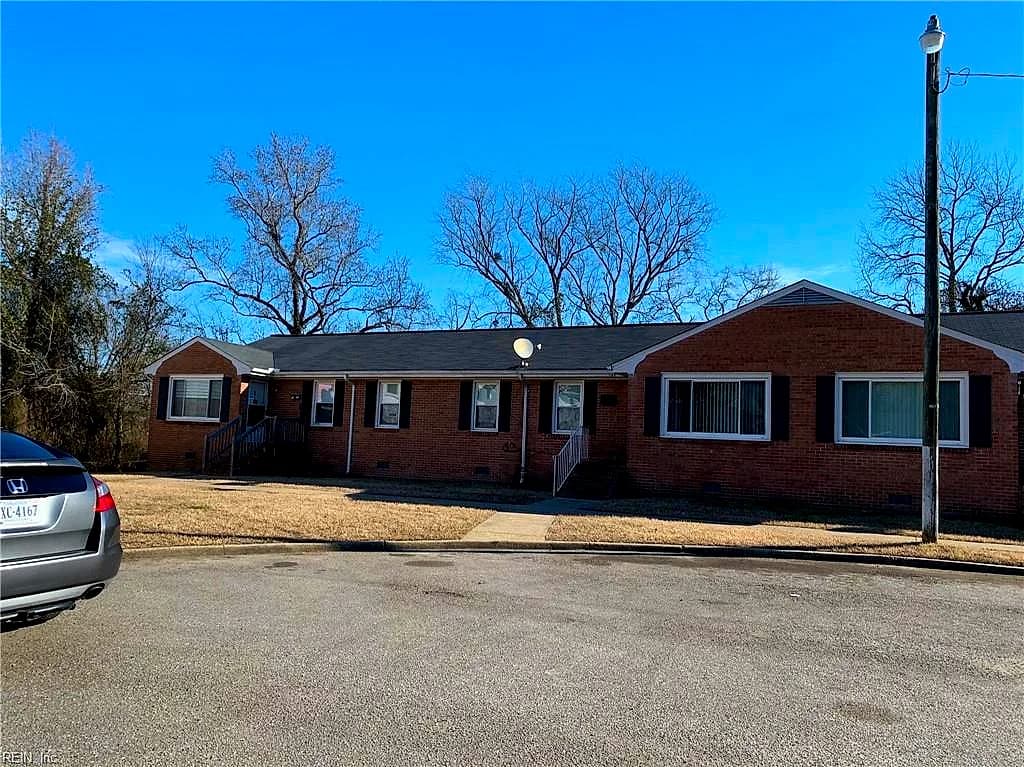245 Edison AVE, PORTSMOUTH VA 23702 - Photo 2