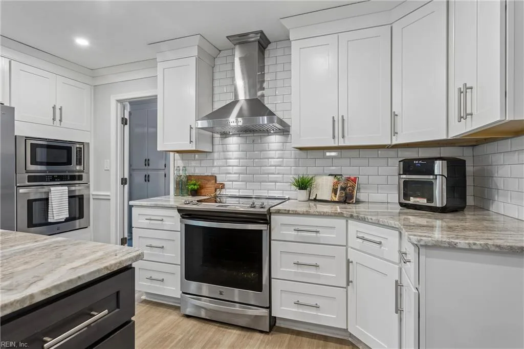107 Jonquil CT, YORKTOWN VA 23693 thumb 8