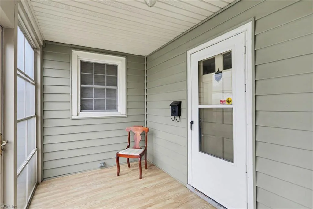 7531 Yorktown DR, NORFOLK VA 23505 thumb 6
