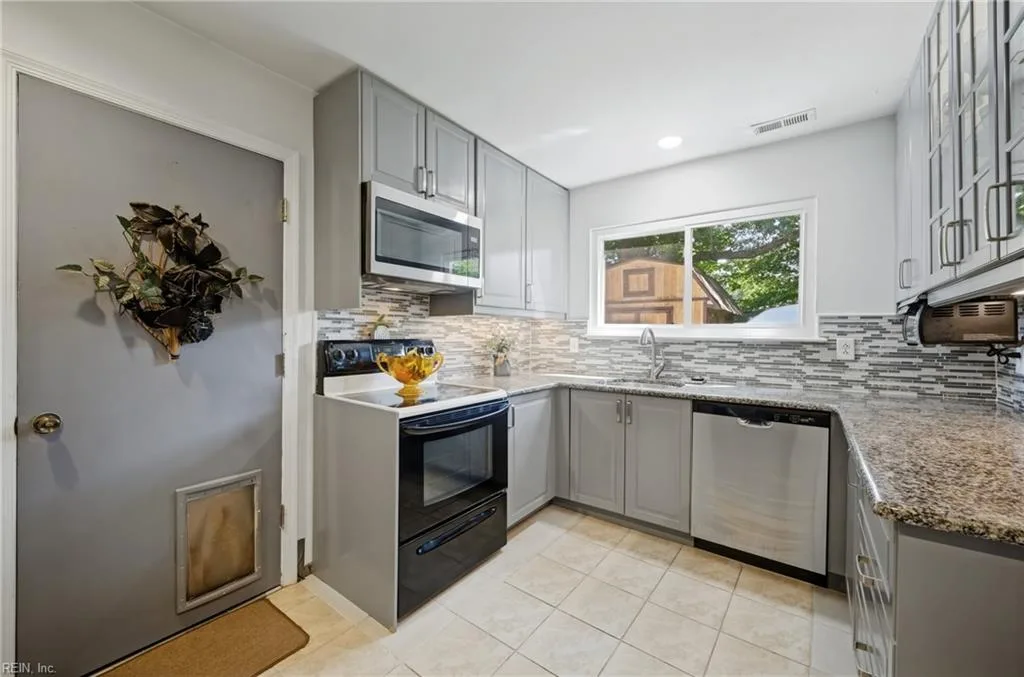 3917 Waterside CT, VIRGINIABEACH VA 23452 thumb 10
