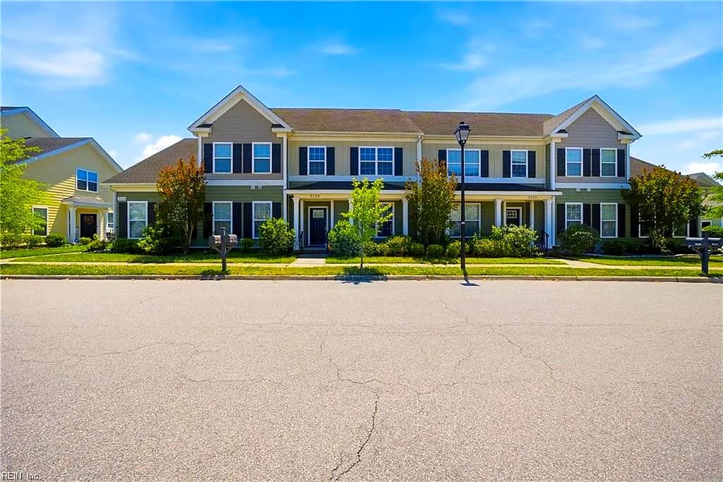 3135 Patrick Henry DR, CHESAPEAKE VA 23323 - Main photo
