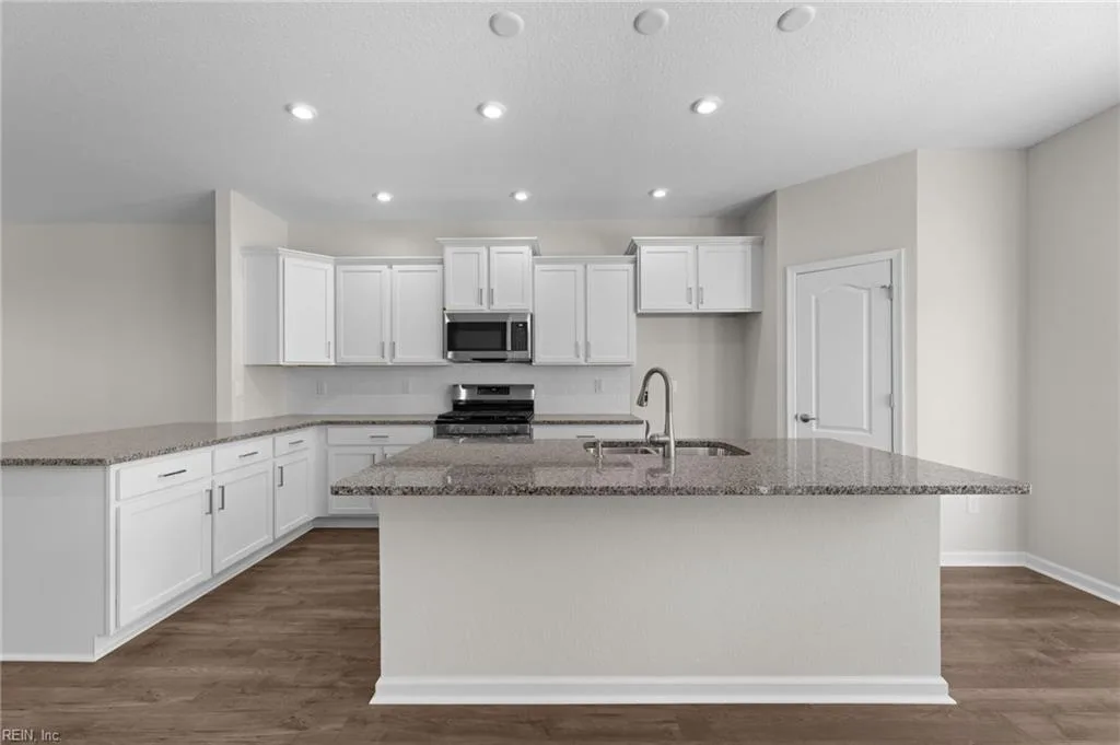 176 Freeman DR, HAMPTON VA 23666 thumb 7