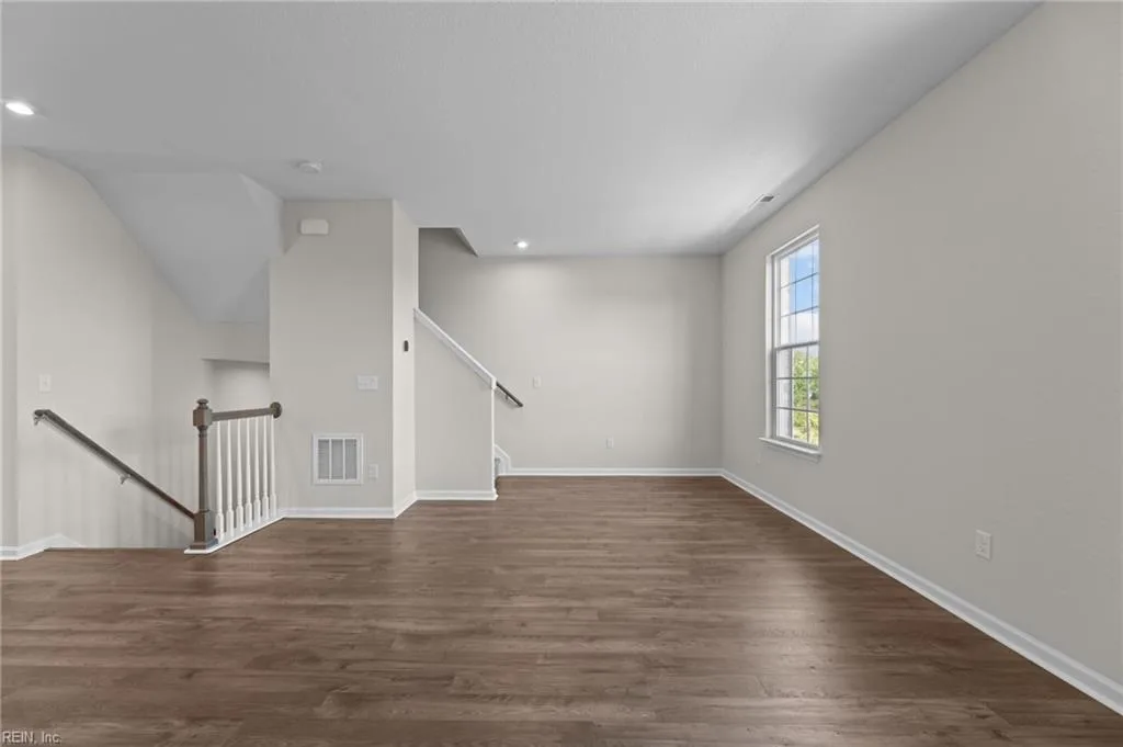 176 Freeman DR, HAMPTON VA 23666 thumb 8