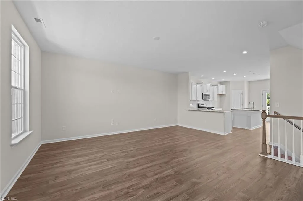 176 Freeman DR, HAMPTON VA 23666 thumb 10