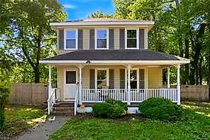 72 Ireland ST, HAMPTON VA 23663 - Main photo