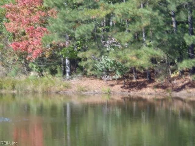 8020 Rocks Landing RD, SMITHFIELD VA 23430 thumb 10