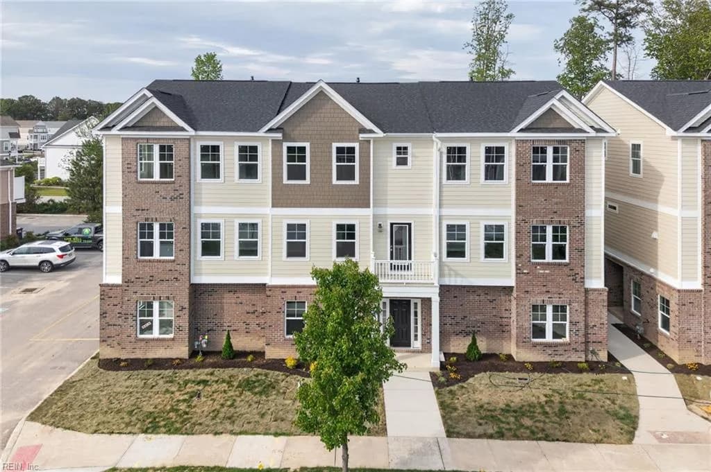 621 COMMONWEALTH BLVD, YORKTOWN VA 23693 thumb 9