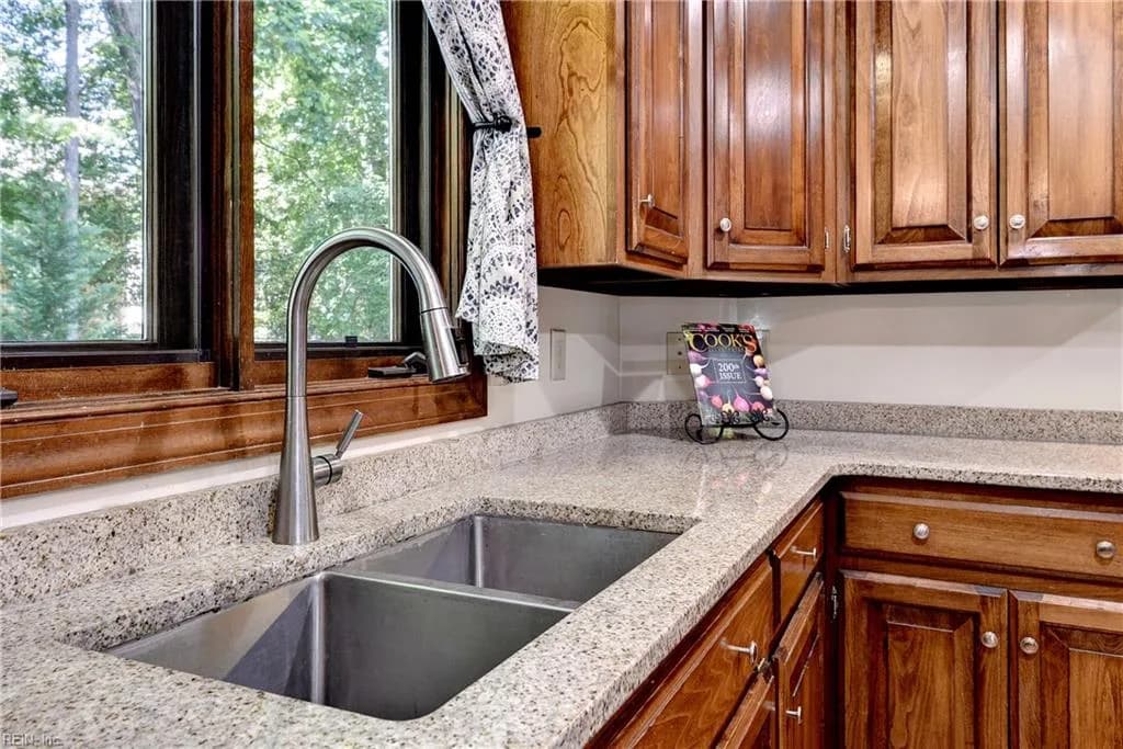 122 James Bray DR, WILLIAMSBURG VA 23188 thumb 10