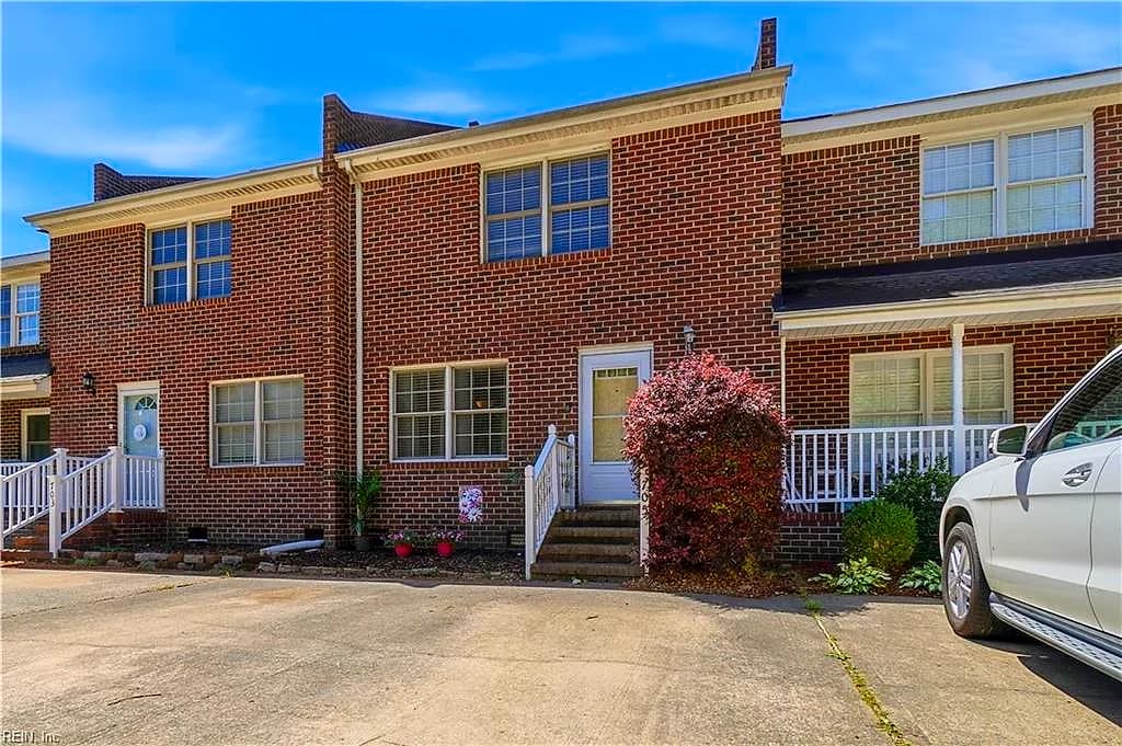 705 Basnight CT, CHESAPEAKE VA 23322 - Main photo