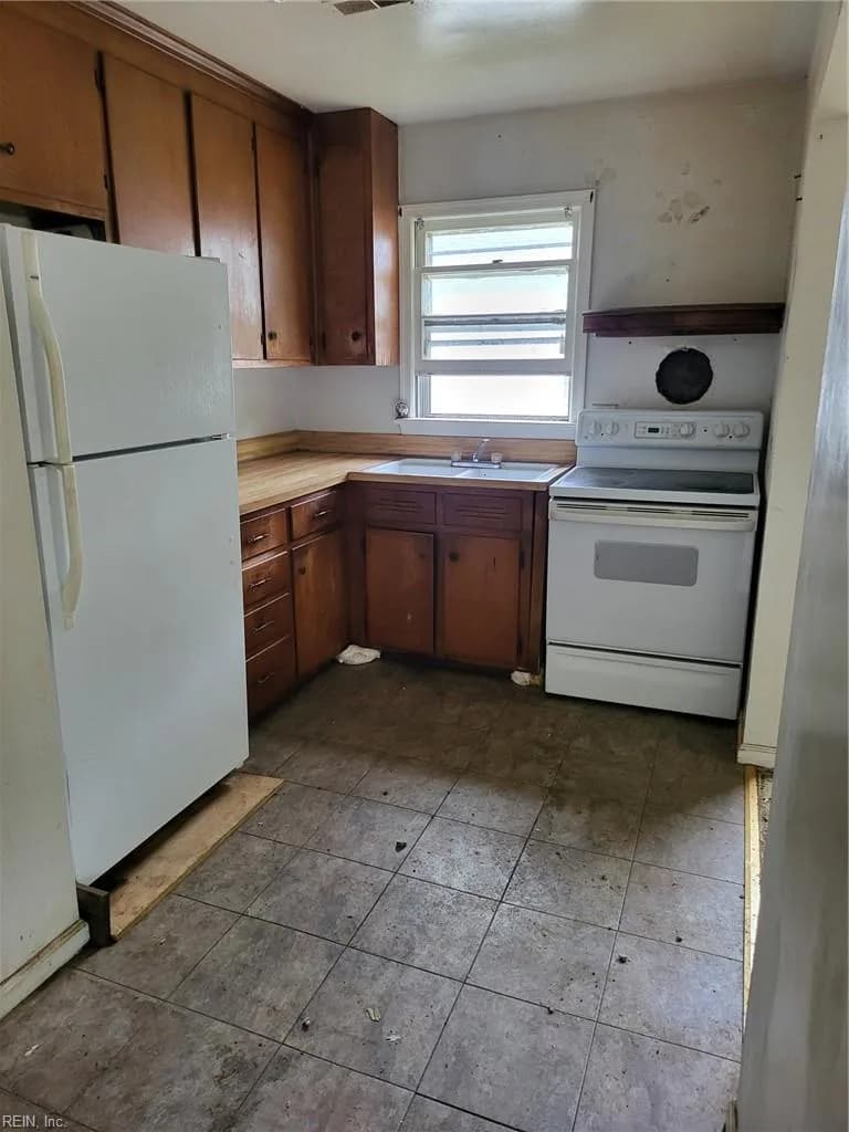 116 Downes ST, HAMPTON VA 23663 thumb 11