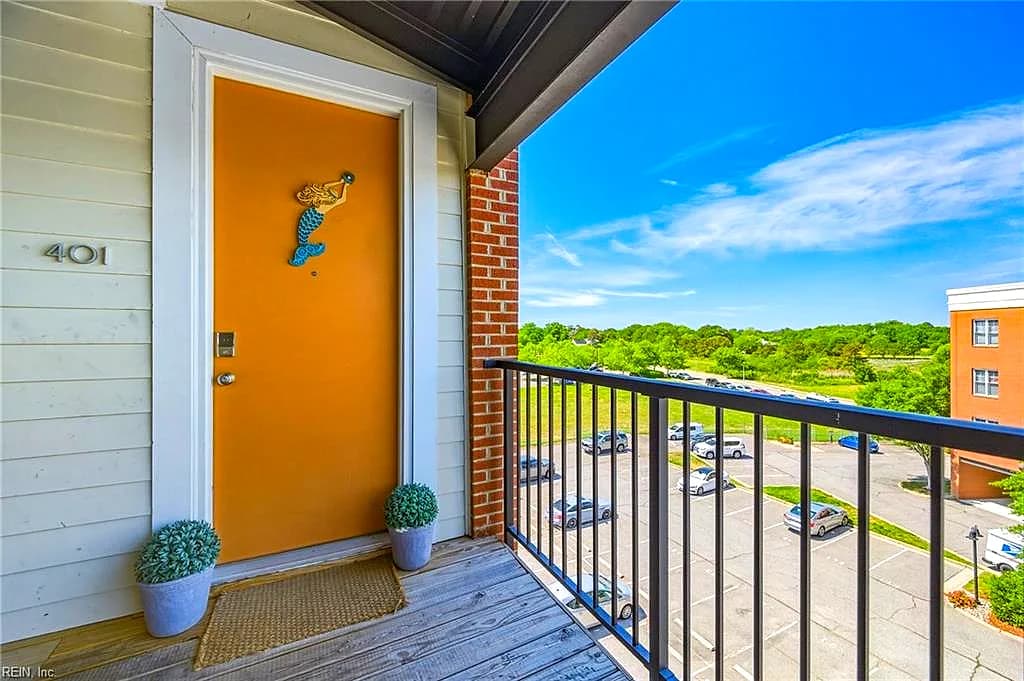 2951 Baltic AVE #401, VIRGINIA BEACH VA 23451 - Main photo